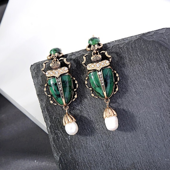 Green Scarab Earrings - Picture 5 of 6